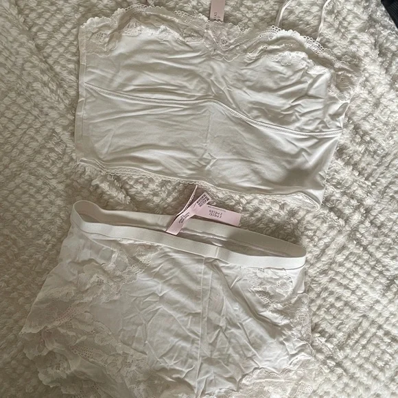 Bundle: 3 Matching Sets - Picture 3 of 5